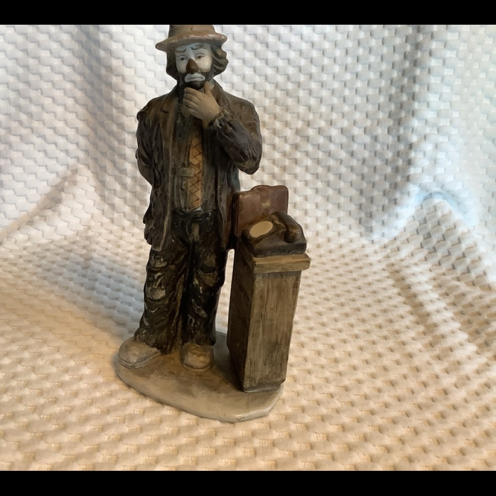 Emmett Kelly Jr - The Accountant